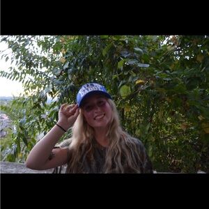 Meet your Posher, Jillian